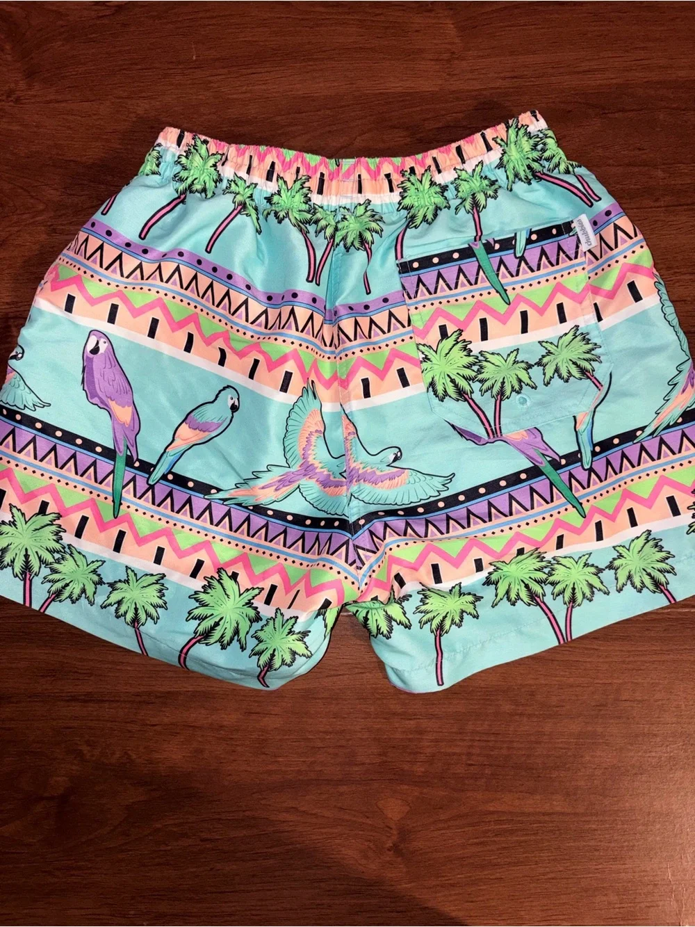 Chubbies Men M Coconut Grove Parrot Palm Aztec Retro Pastel Swim Trunks